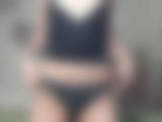 AnnisFrankson's Live Sex Cam Show
