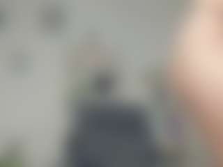 Live cam show with AnnisFrankson - Red Hair Young Adult on Camsoda
