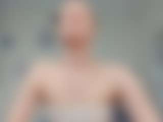 AnnisFrankson's Live Sex Cam Show
