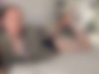 Live cam show with AnnisFrankson - Trimmed Latina on Camiplay Live