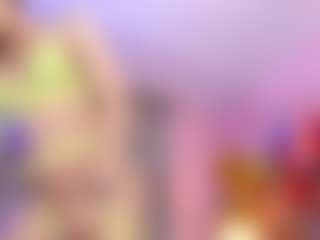 gisell-twing's Live Sex Cam Show