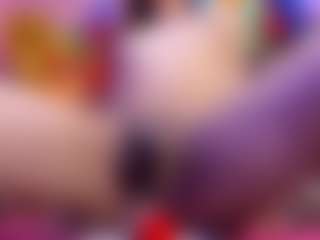 gisell-twing's Live Sex Cam Show