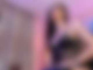gisell-twing's Live Sex Cam Show