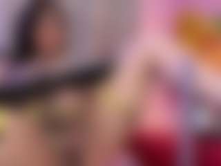 gisell-twing's Live Sex Cam Show