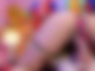 gisell-twing's Live Sex Cam Show