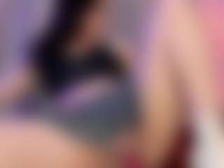 gisell-twing's Live Sex Cam Show