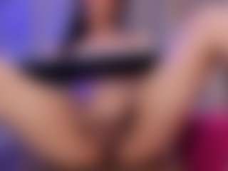 gisell-twing's Live Sex Cam Show