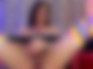 gisell-twing's Live Sex Cam Show