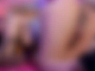 gisell-twing's Live Sex Cam Show