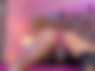 gisell-twing's Live Sex Cam Show