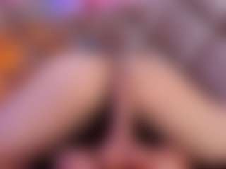 gisell-twing's Live Sex Cam Show