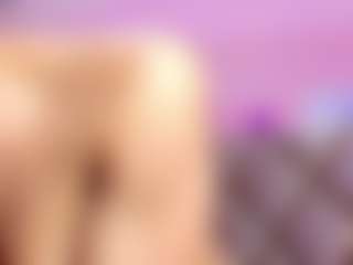 gisell-twing's Live Sex Cam Show