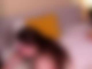 Live cam show with Lisa-Payne - Middle Aged on CamwithHer
