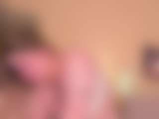 Live cam show with Lisa-Payne - Middle Aged on justonemore.cc