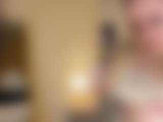 Live cam show with Lisa-Payne - Thong on Latina Girls