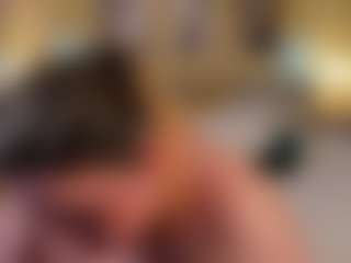 Live cam show with Lisa-Payne - Moaning on Camiplay Live
