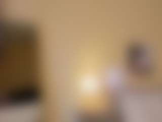 Live cam show with Lisa-Payne - Tongue on UwU Esports