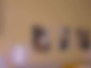 Live cam show with Lisa-Payne - Tongue on CamwithHer