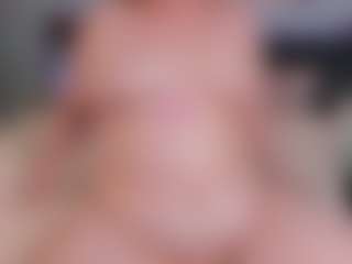 Live cam show with Lisa-Payne - Spanks on Milfs Live