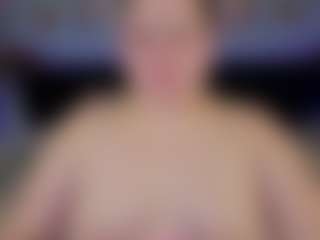 Live cam show with Lisa-Payne - Spanks on xxxlivecams.org