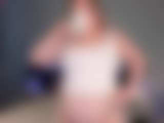 Live cam show with Lisa-Payne - Tights on 1on1-livenow