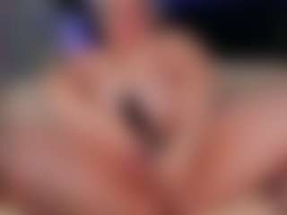 Live cam show with Lisa-Payne - Thong on Ass Tok