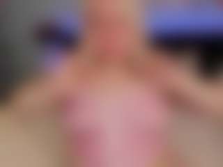 Live cam show with Lisa-Payne - Body on Camsoda
