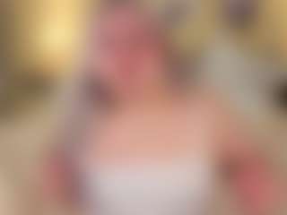Live cam show with Lisa-Payne - Spanks on slutload
