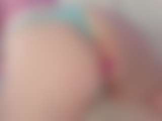 Live cam show with Lisa-Payne - Facial on Sweet Sext