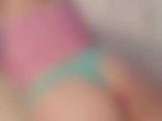 Live cam show with Lisa-Payne - Facial on LiveSexCams6
