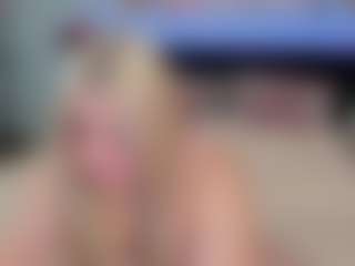 Live cam show with Lisa-Payne - Tongue on Camsoda
