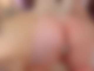 Live cam show with Lisa-Payne - Legs on TottyGirls