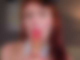 Live cam show with Molly - White on CamSodaAdn