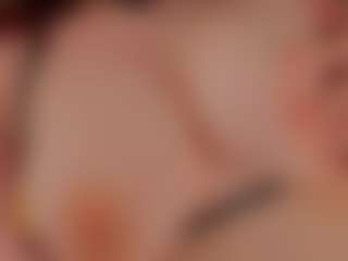 Live cam show with Molly - Dildo Or Vibrator on CamClone