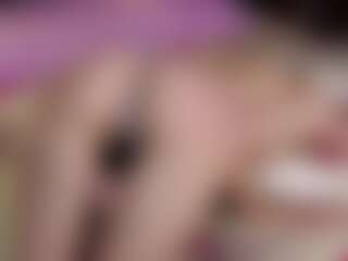 Your little bee - Polly's Live Sex Cam Show