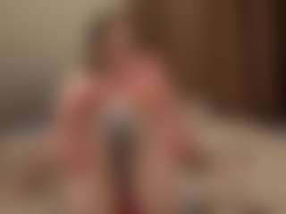 Your little bee - Polly's Live Sex Cam Show