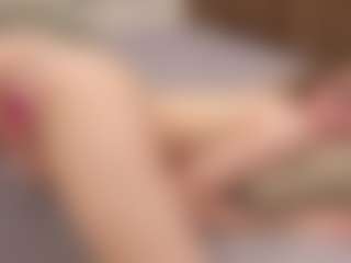 Live cam show with Your little bee - Polly - Erotic Dance on Camsoda