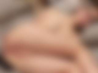 Your little bee - Polly's Live Sex Cam Show