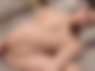 Your little bee - Polly's Live Sex Cam Show