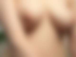 RowenaGossett's Live Sex Cam Show