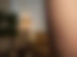 Live cam show with RowenaGossett - Twerk on Cam Slut