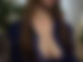 Live cam show with RowenaGossett - Blue Eyes on Camsoda