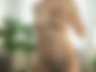 Live cam show with RowenaGossett - Glasses on camgirlchat.live