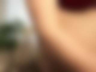 Live cam show with RowenaGossett - Blue Eyes on Camsoda