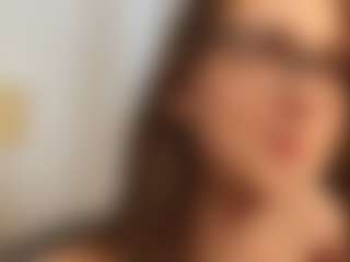 RowenaGossett's Live Sex Cam Show