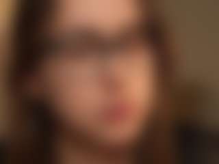 RowenaGossett's Live Sex Cam Show