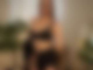 RowenaGossett's Live Sex Cam Show