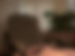Live cam show with RowenaGossett - Ass Clapping on Dolls Live