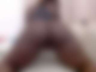 Live cam show with Darkqween23 - Legs on instabang