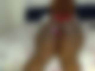 Live cam show with Darkqween23 - Legs on MyBangCams